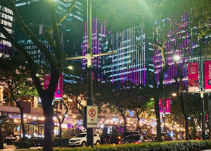 Andi And Frances Place At Bgc Apartment