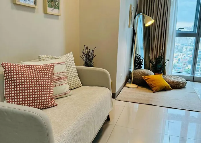 Apartment Andi And Frances Place At Bgc