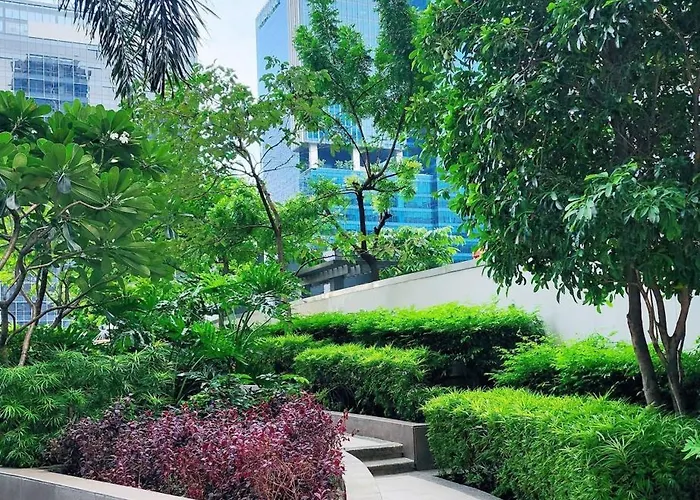 Andi And Frances Place At Bgc Apartment Manila
