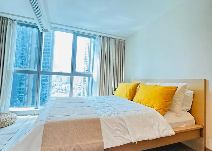 Apartment Andi And Frances Place At Bgc Manila