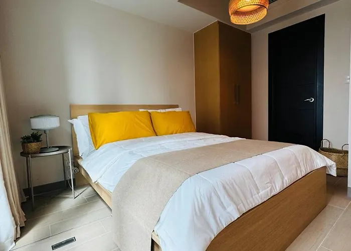 Apartment Andi And Frances Place At Bgc