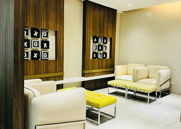 Apartment Andi And Frances Place At Bgc